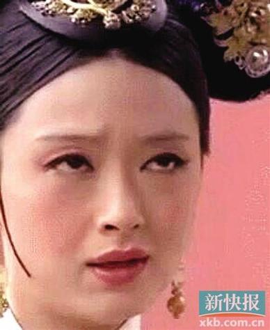 翻白眼女孩表情包是谁