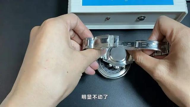 机械手表受磁与消磁方法相关知识图标