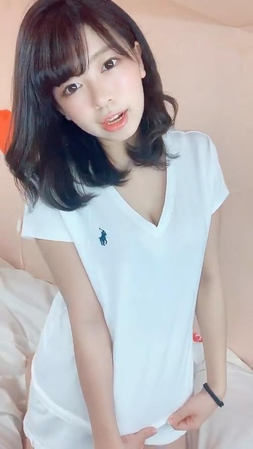 抖音调皮小姐姐