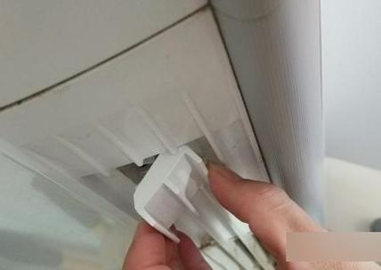 如何拆除空调过滤网缩略图