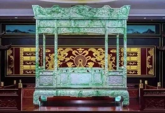 用玉器养大的公主书雪图标