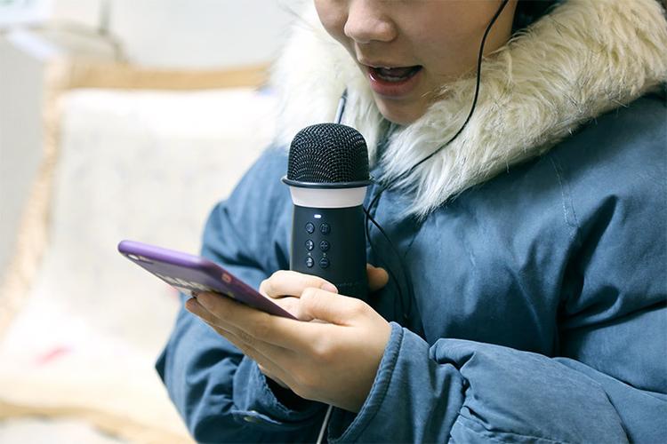 手机当麦克风在电视上唱歌唱吧图标