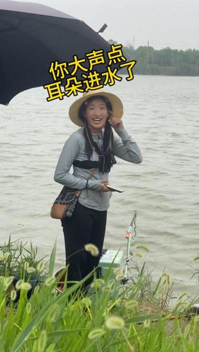 网红小虾米个人资料缩略图