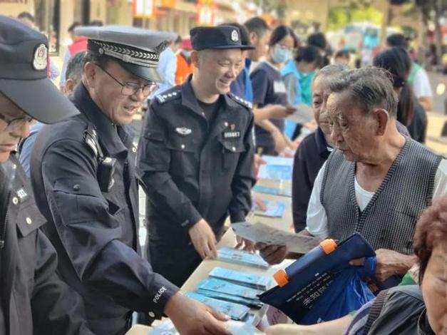 上海交警24小时人工电话