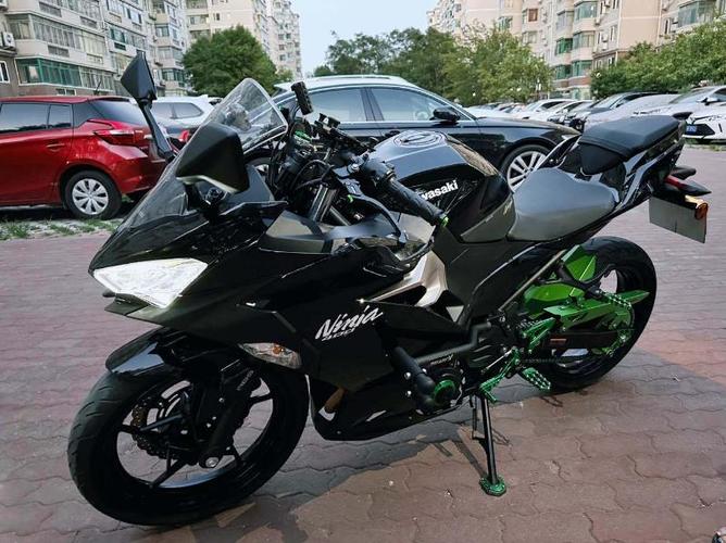 川崎ninja400黑色版图标