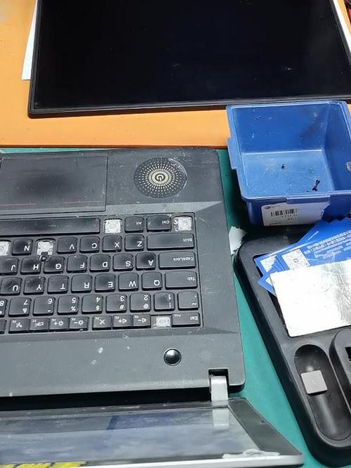 联想y7000键盘怎么拆缩略图