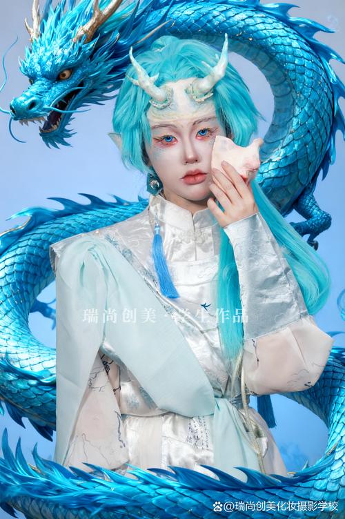 化妆妈妈发龙冰雪魔的创作背景和背缩略图