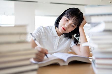 大学生活免费阅读缩略图
