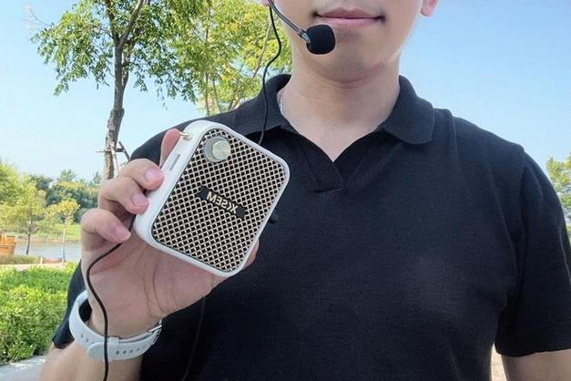 麦克风充不了电是怎么回事图标