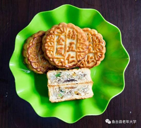 奶奶的小农场24小时人工服务电话号码游戏截图