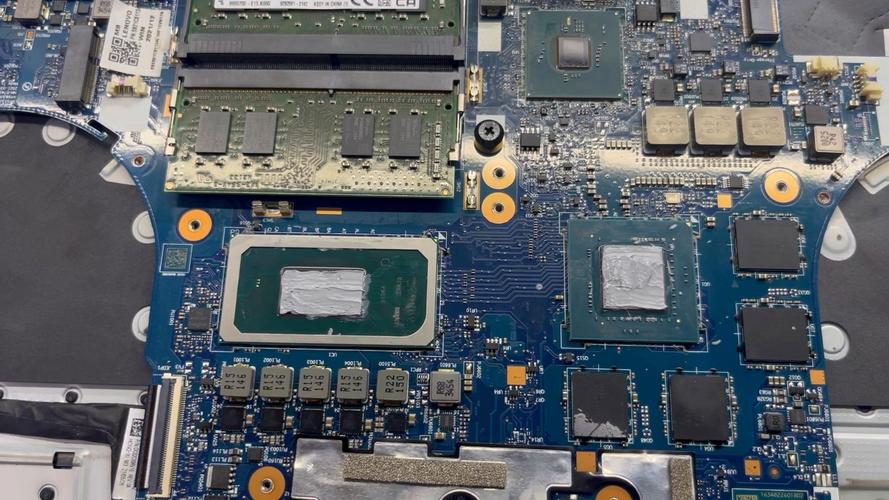 联想y7000p开机键灯闪烁游戏截图