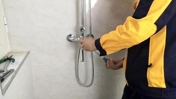 花洒的安装方法视频教程缩略图