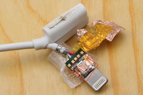 充电线不小心掉水里了还能用吗图标