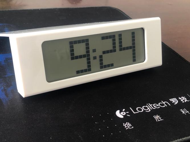 宜家买的黑色闹钟为什么不走游戏截图