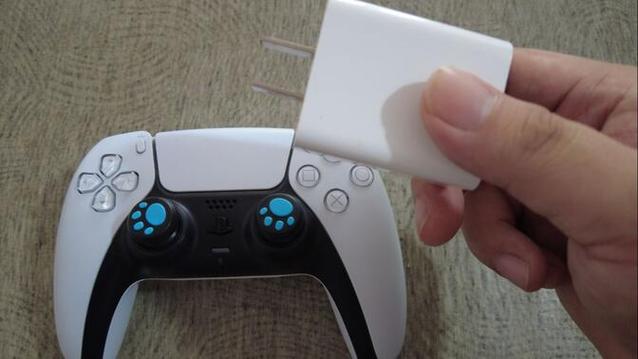 ps5手柄需要充电吗游戏截图