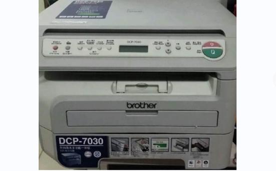 兄弟7030打印机怎样取出硒鼓缩略图