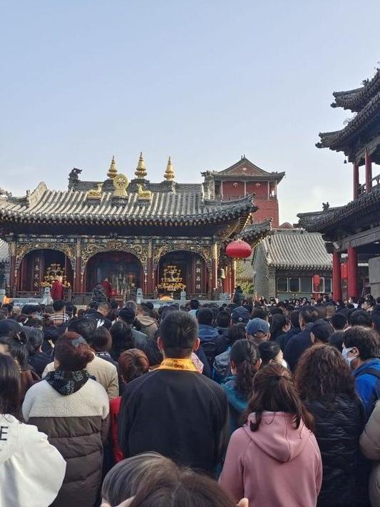 龙王殿为什么有两个版本游戏截图