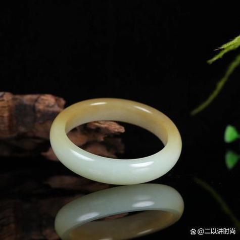 和田玉会越戴越亮越透吗游戏截图
