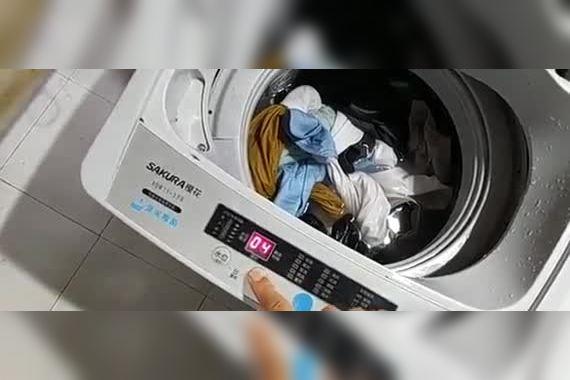 洗衣机在烘干的时候突然断电了游戏截图