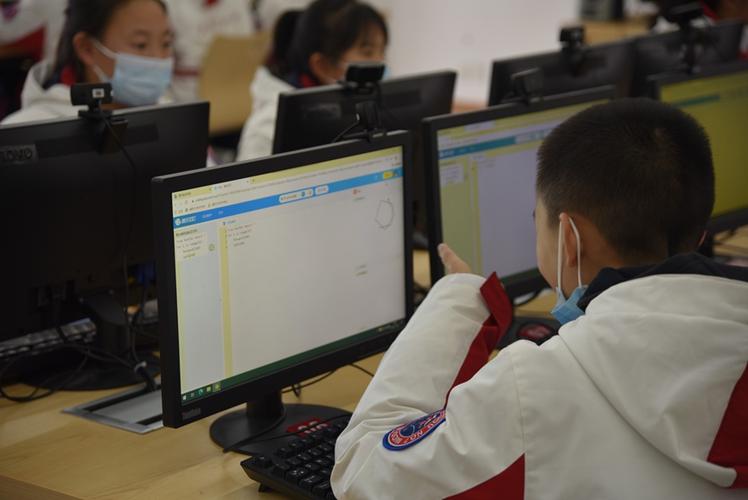 学编程哪个教育平台比较好图标