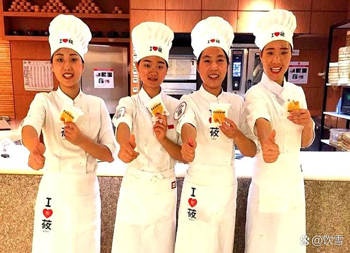 服务员心声的经典句子缩略图