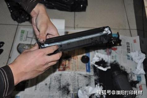 惠普打印机cc388a怎么加墨粉游戏截图