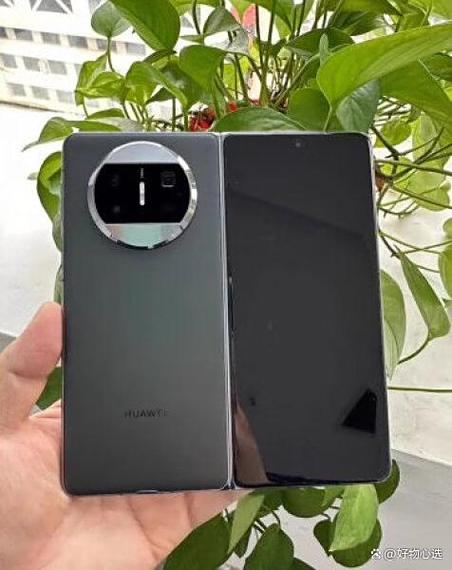 华为双屏折叠安装包 游戏截图