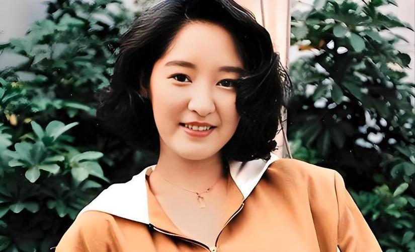 演员李莫愁个人资料缩略图