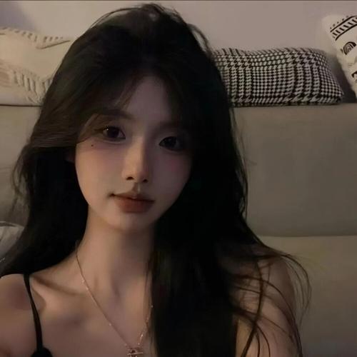 2023很酷的女头真人很霸气永远会因为温柔而心动缩略图